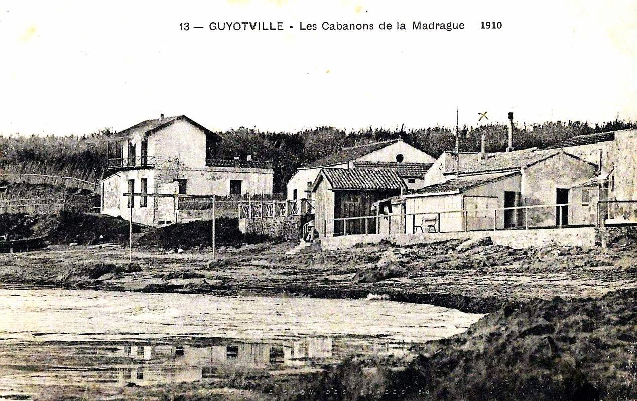 Guyotville - Cabanons de la Madrague -1910.jpg